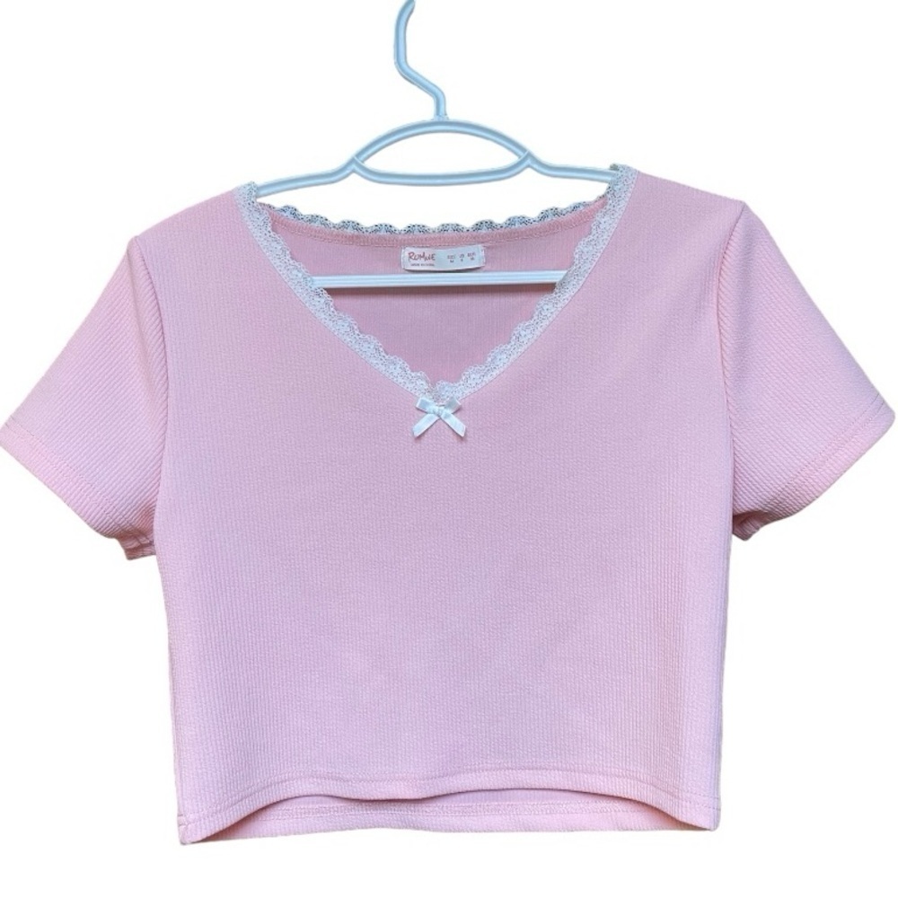 Romwe Pink with White Contrast Lace Crop Top I Size: M
